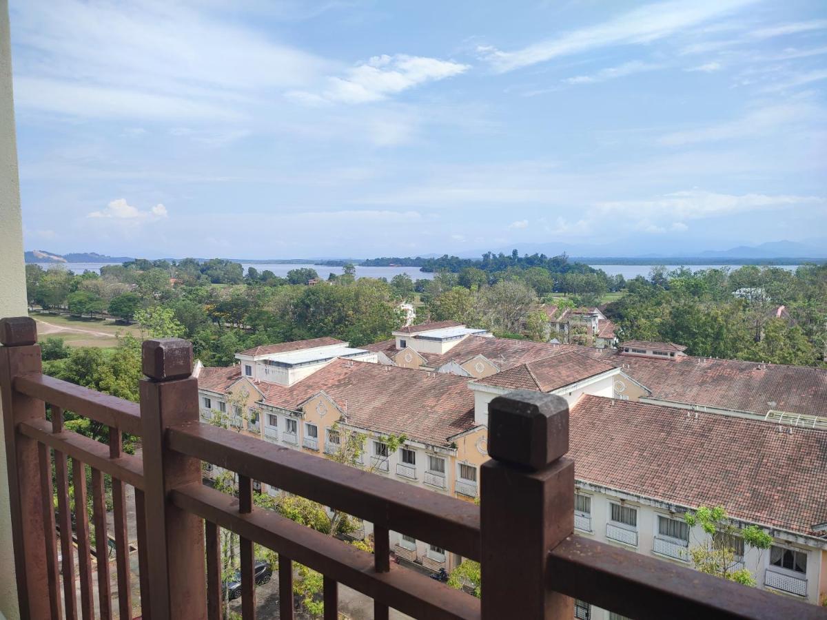 Sofea Inn Bukit Merah - Suria A7733 Kampong Selemat Exterior foto