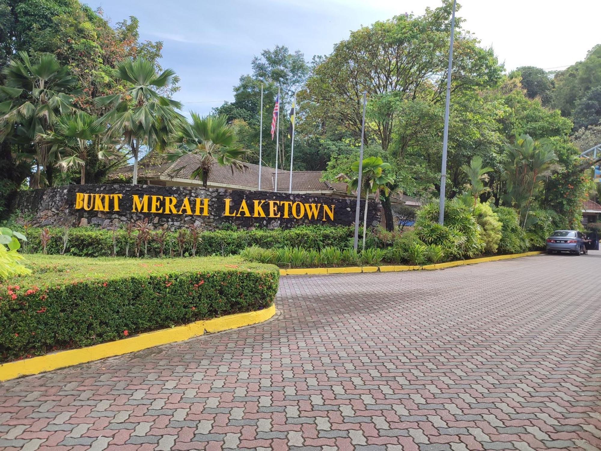 Sofea Inn Bukit Merah - Suria A7733 Kampong Selemat Exterior foto