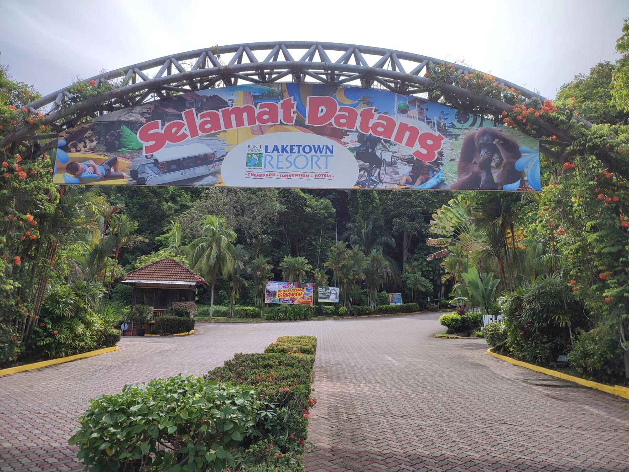 Sofea Inn Bukit Merah - Suria A7733 Kampong Selemat Exterior foto